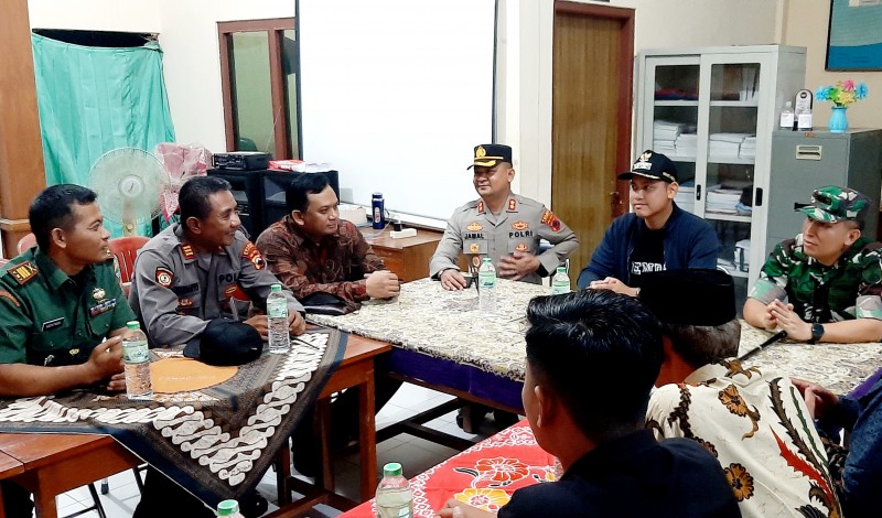 Jelang Pilkades Serentak, Bupati Kendal Bersama Dandim dan Kapolres Patroli