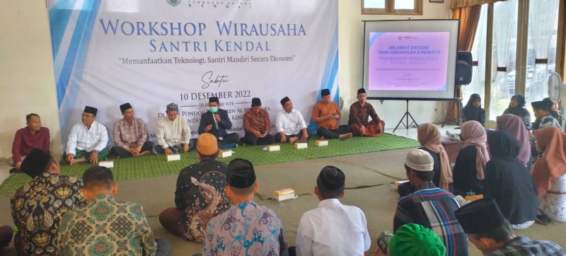 Pondok Pesantren AL Musthofa Menggelar Workshop Wirausaha Santri