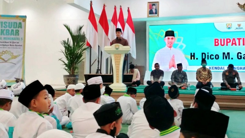 Hadiri Wisuda ke-5 Kendal Menghafal, Bupati Apresiasi Yayasan Rumah Qur'an