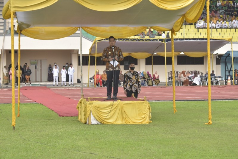 Bupati Kendal Pimpin Upacara HAB Kemenag ke-77