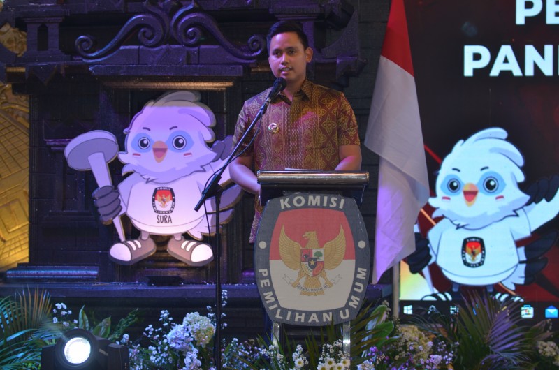Bupati Dico Hadiri Pelantikan PPS Pemilu Tahun 2024