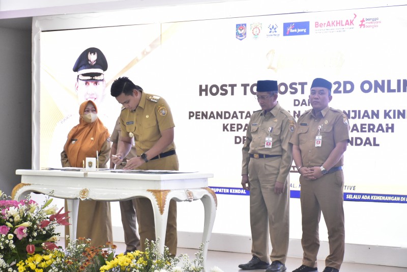 Pemerintah Kabupaten Kendal Launching Host to Host SP2D Online
