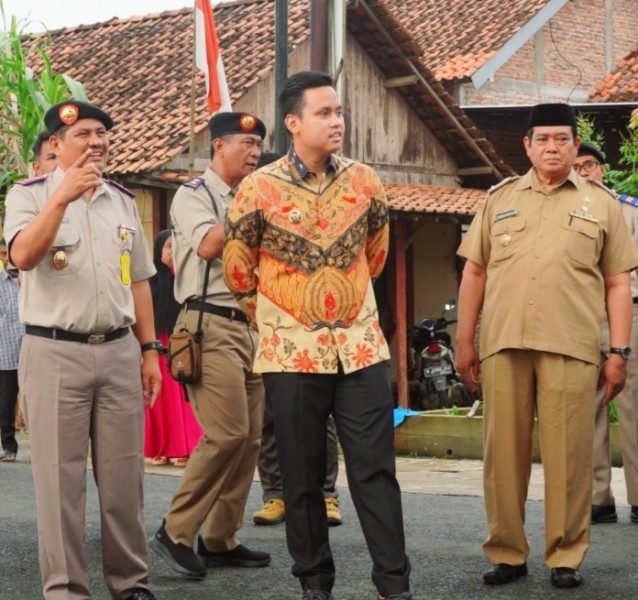 Hadiri Pencanangan GEMPATAS, Bupati Kendal Apresiasi ART/BPN Kendal
