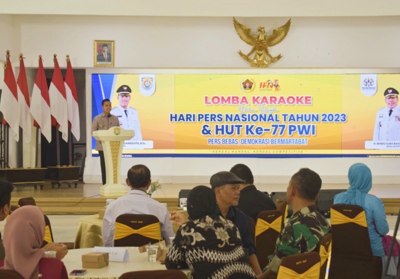 Bupati Kendal Buka Acara Lomba Karaoke Dalam Rangka Hari Pers Tahun 2023