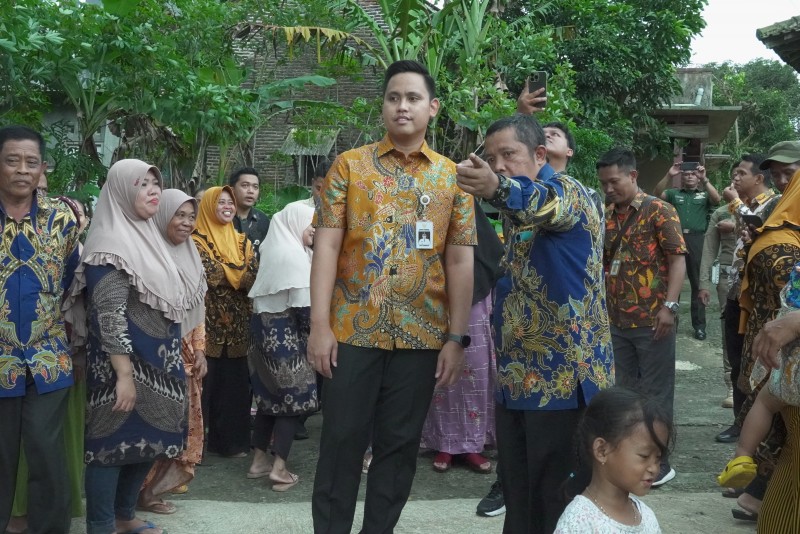 Bupati Resmikan Pembangunan Jalan Hasil Program BKK Dusun di Desa Ngabean