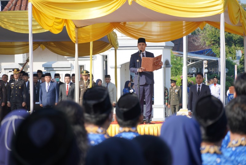 Pemkab Kendal Gelar Upacara Peringatan Harkitnas dan Kearsipan Nasional