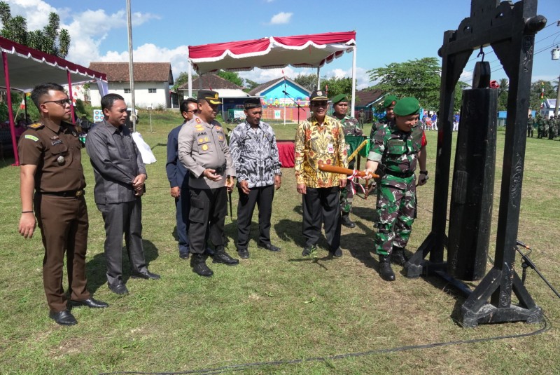 Dandim 0715 Kendal Tutup TMMD Sengkuyung I di Desa Ngesrepbalong