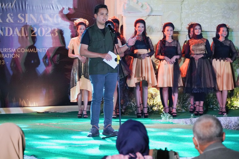 Disporapar Kendal Gelar Grand Final Sinok dan Sinang Duta Wisata Tahun 2023