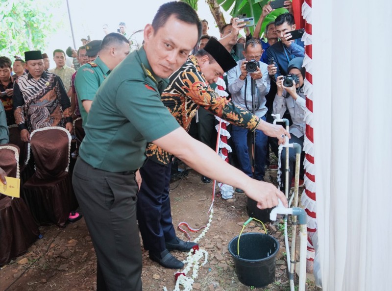 Wakil Bupati Kendal Menghadiri Peresmian Program Sumur Pompa Air Hidram