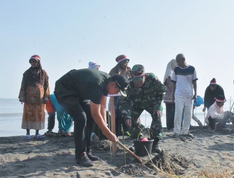 Kodim 0715/Kendal Gelar Karya Bakti Sosial Penanaman Mangrove di PIK
