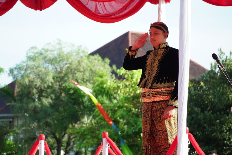 Bupati Kendal Menjadi IRUP Uapcara HUT Kemerdekaan RI ke 78