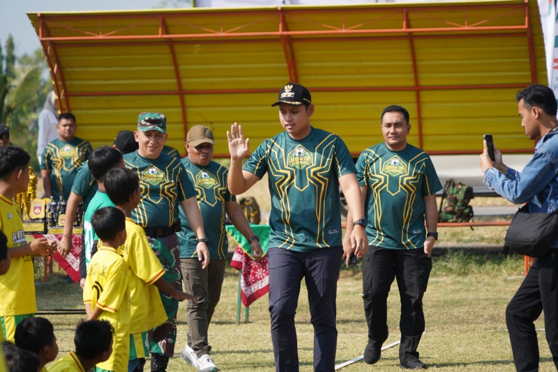 24 SSB Ikuti Turnamen Sepak Bola Piala Dandim Kendal
