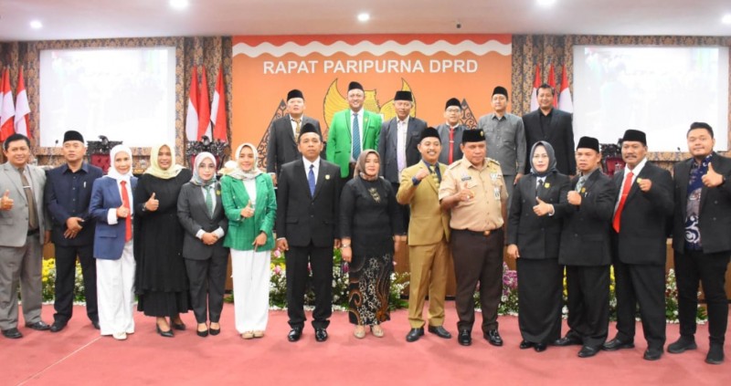 Wabup Kendal Hadiri Rapat Paripurna Istimewa Pengangkatan PAW DPRD Kendal