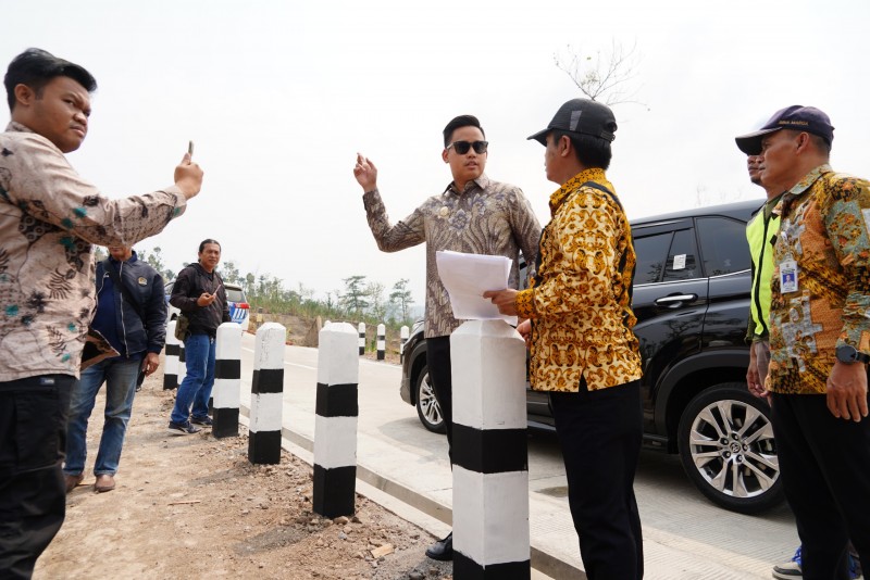 Jalur Penghubung Kecamatan Gemuh dengan Kecamatan Patean Telah Selesai