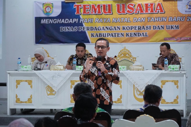 Menjamin Distribusi Bapokting, Disdagkop UKM Gelar Acara Temu Pengusaha