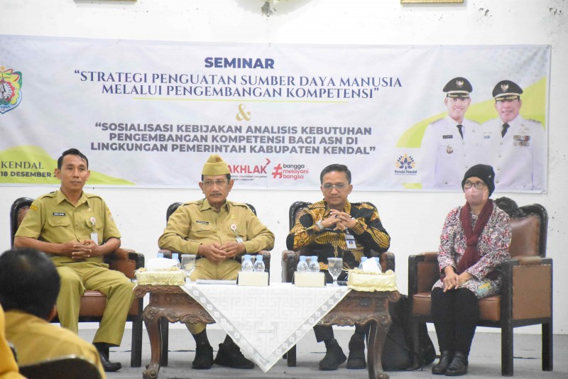 Seminar BKPP Kendal pada Penguatan SDM dan Sosialisasi Analisis Kompetensi