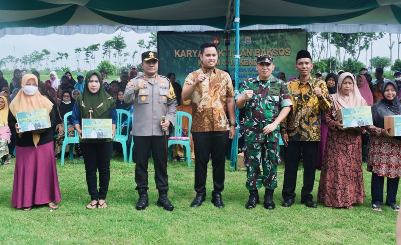 Kodim Kendal 0715 Menggelar Karya Bakti dan Baksos untuk Masyarakat