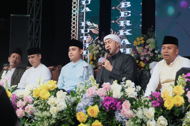 Bupati  Kendal Hadiri Acara Sholawat Bersama Habib Ali Zainal Abidin