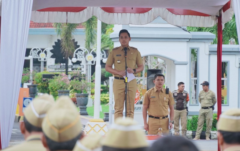 Pimpin Apel, Bupati Dico Minta ASN Terus Memberikan Pelayanan Terbaik