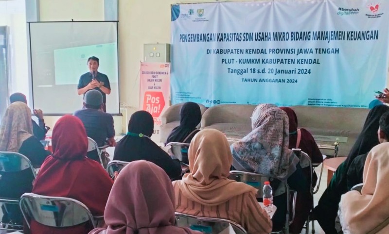 Bersama Disdakop UKM, Diskominfo Kendal Adakan Pelatihan Promosi Digital