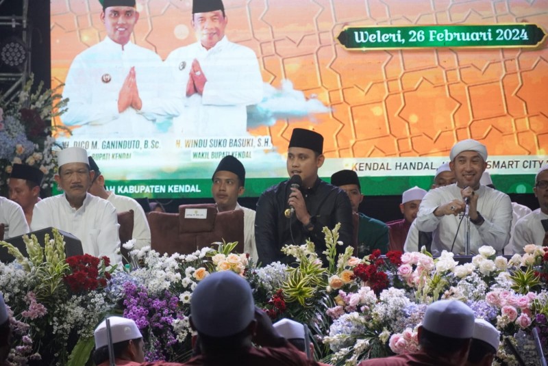 Kendal Bersholawat Sekaligus Peresmian Pasar Weleri Tahap 1