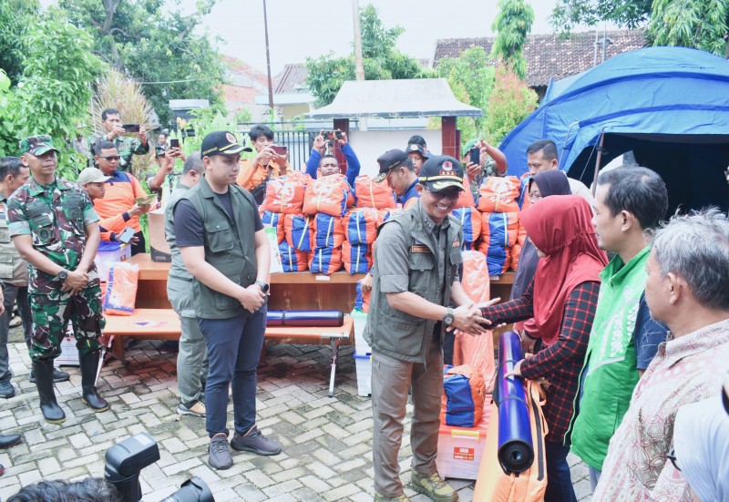 Didampingi Bupati Dico, Kepala BNPB Tinjau Pemukiman Warga Terdampak Banjir