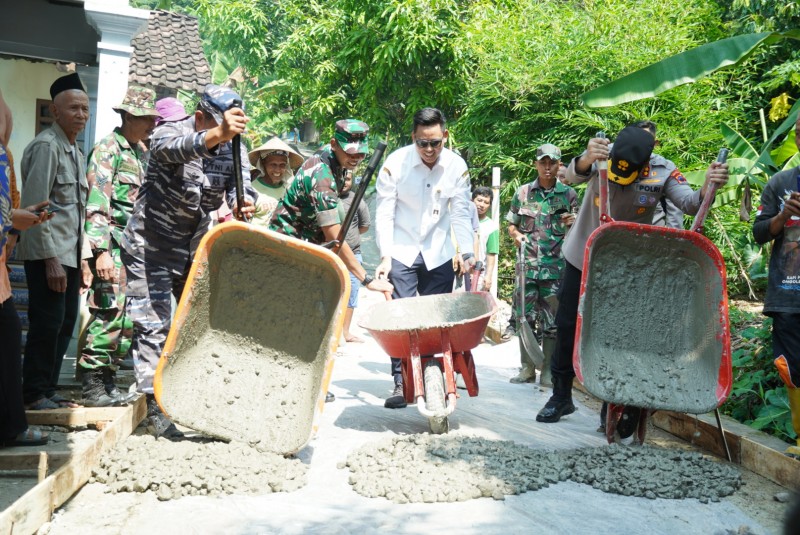 Pembukaan TMMD Sengkuyung Tahap II Desa Kalilumpang