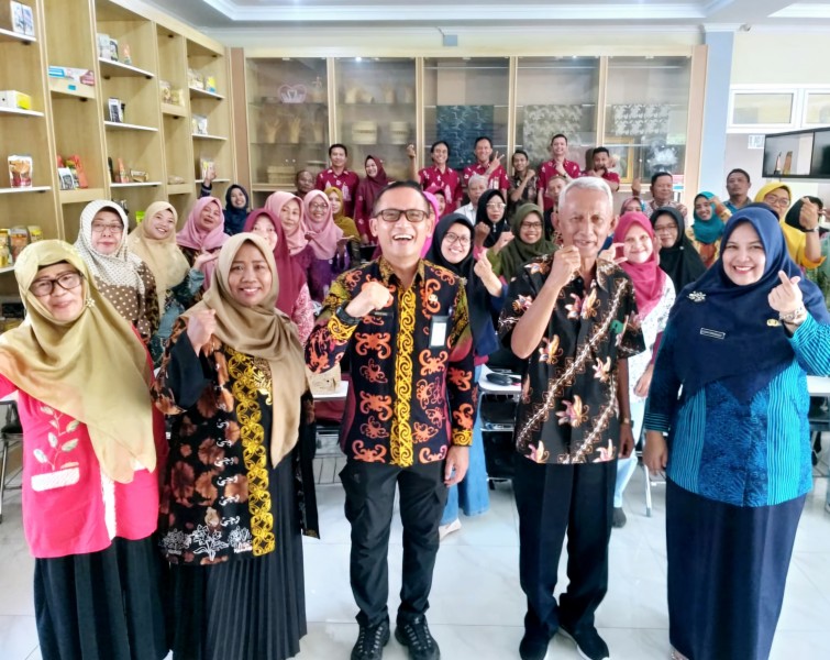 Gelar Pelatihan Membatik, Disdakop UKM Kendal Terus Berdayakan Pelaku UMKM