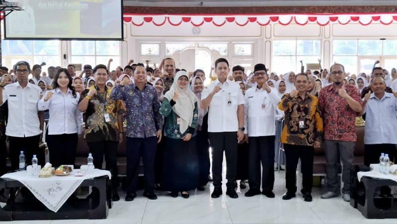 Bupati Kendal Sampaikan Pentingnya Leterasi Inklusi Keuangan Bagi Pelajar