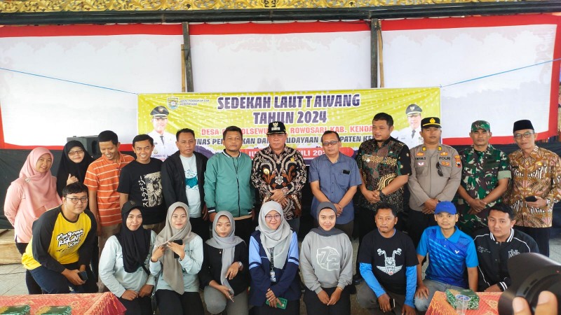 Wakil Bupati Kendal Membuka Event Tahunan Sedekah Laut Tawang