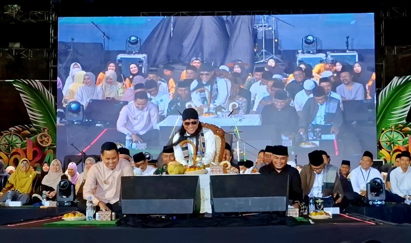 Pengajian Gus Miftah Menutup Acara Pekan Raya Kendal Tahun 2024