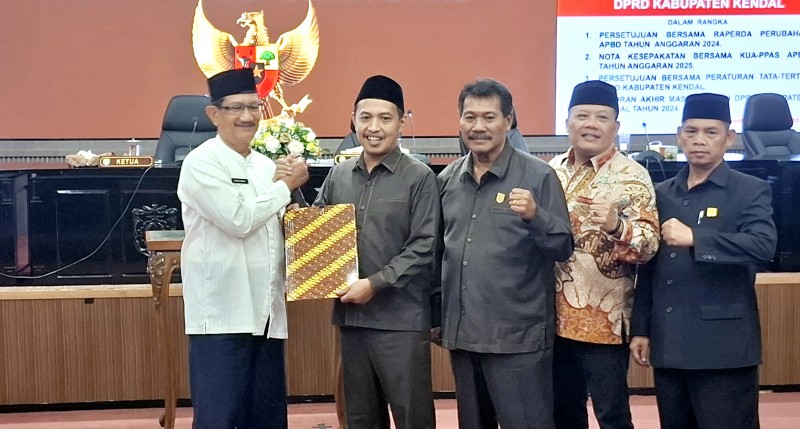 DPRD Kendal Gelar Rapat Paripurna Persetujuan Bersama Perubahan APBD 2024