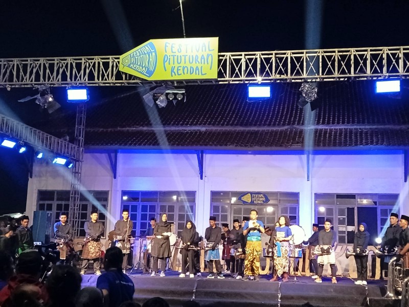 Lestarikan Budaya, Pelaku Seni Budaya Kendal Gelar Acara Festival Pituturan