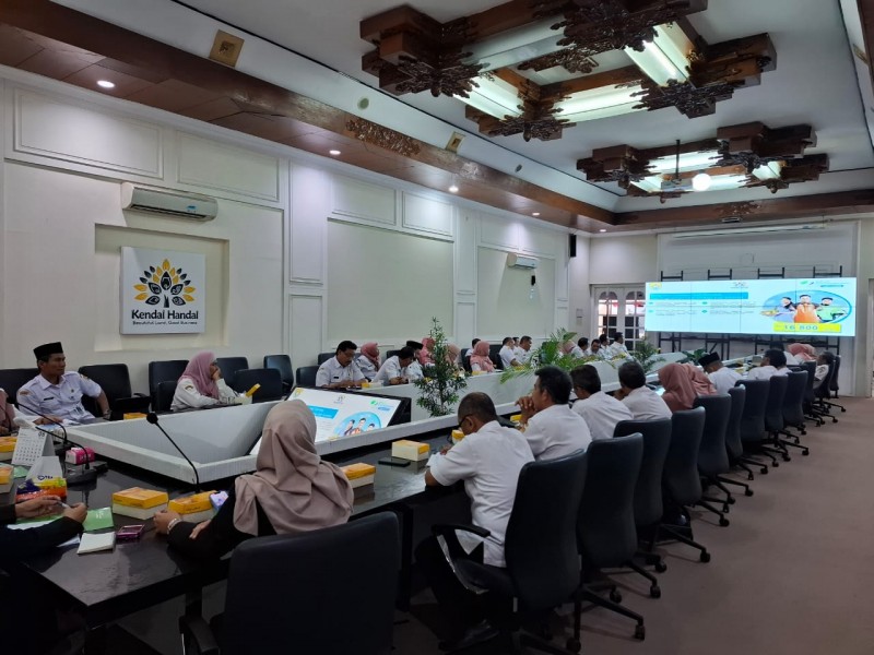 Pemkab Kendal Berkomitmen Tingkatkan Program ASN Peduli Pekerja Rentan