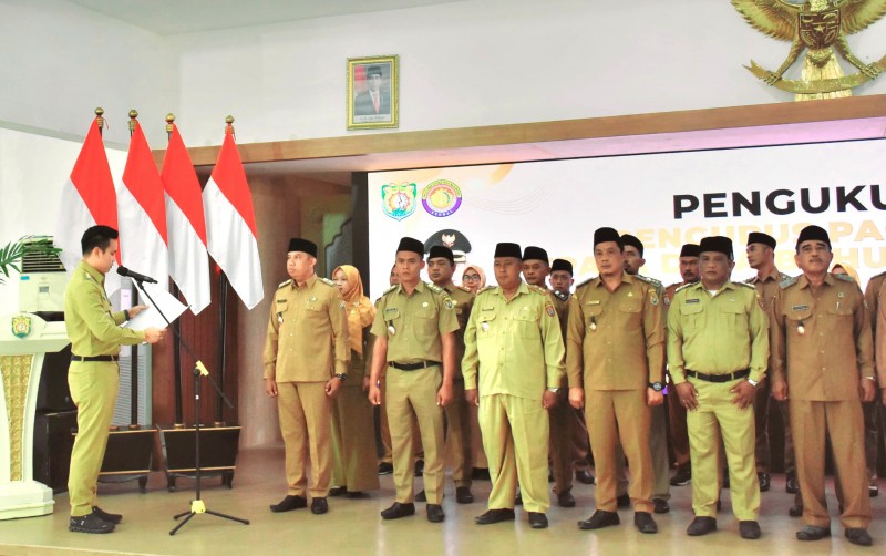 Bupati Kendal Kukuhkan Pengurus Paguyuban Kades Bahurekso Periode 2024-2027