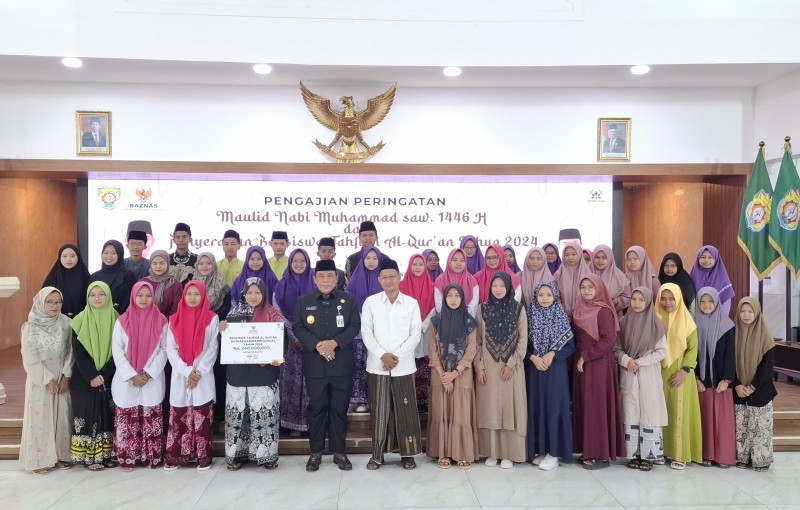 Peringati Maulid Nabi, Pemkab Kendal Gelar Acara Pengajian