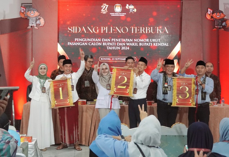 Tahapan Pemilu 2024, KPU Kendal Tetapkan Nomor Urut Calon Bupati Kendal