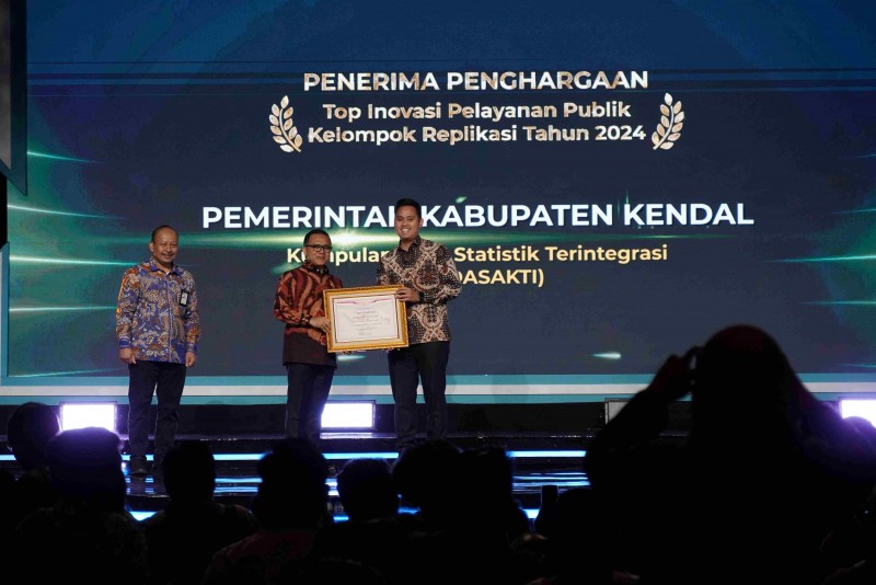 Pemkab Kendal Raih Penghargaan Menpan RB Atas Top Inovasi Pelayanan Publik