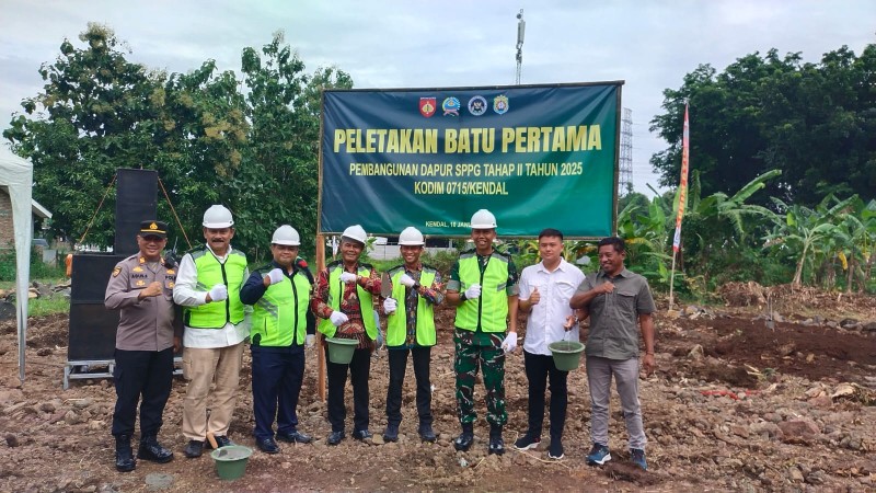 Peletakan Batu Pertama Proses Pembangunan Dapur SPPG tahap II