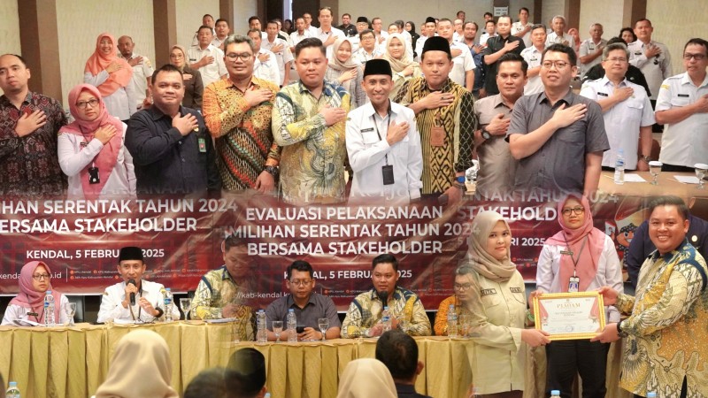 KPU Kendal Gekar Rapat Kerja Evaluasi Pelaksanaan Pemilu Serentak