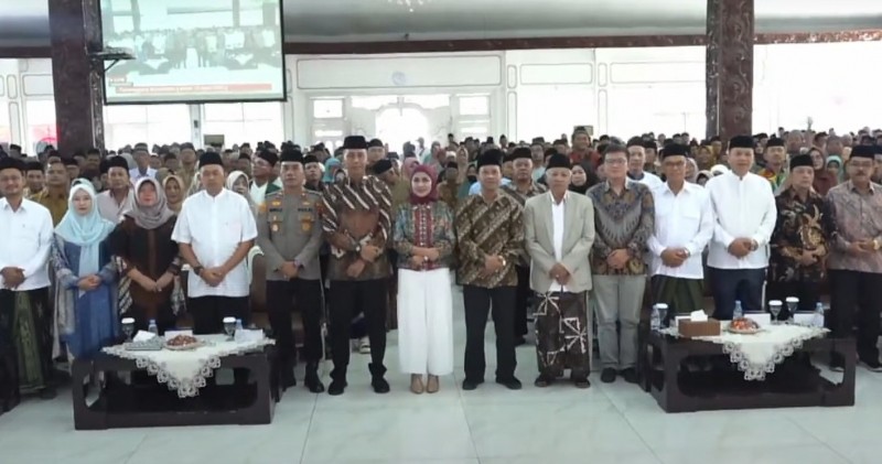 Bersama Kemenag, Pemkab Kendal Melakukan Bimbingan Manasik Haji Reguler