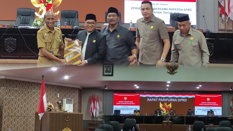 Rapat Paripurna DPRD Kendal Bahas Persetujuan Raperda APBD Tahun 2025