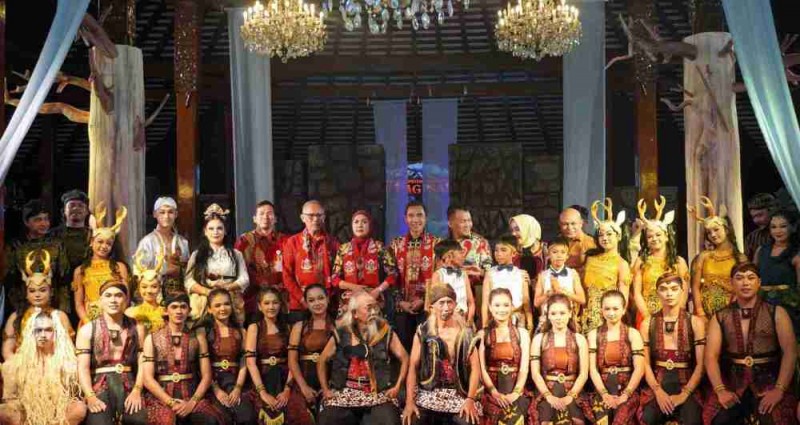 Pementasan Duta Seni Kendal di TMII Angkat Sendratari Kendit Pagesangan