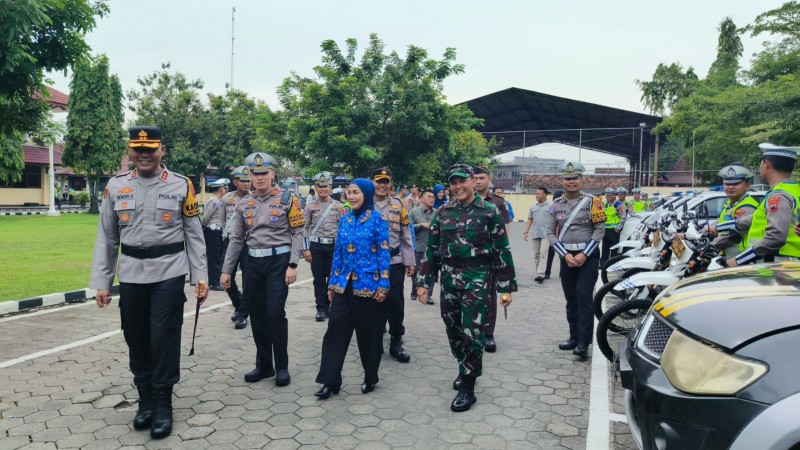 Polres Kendal Gelar Apel Pasukan Operasi Zebra Candi 2025