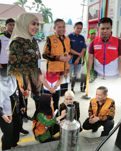 Bupati Kendal Lakukan Pengawasan Metrologi Legal Jelang Nataru di SPBU