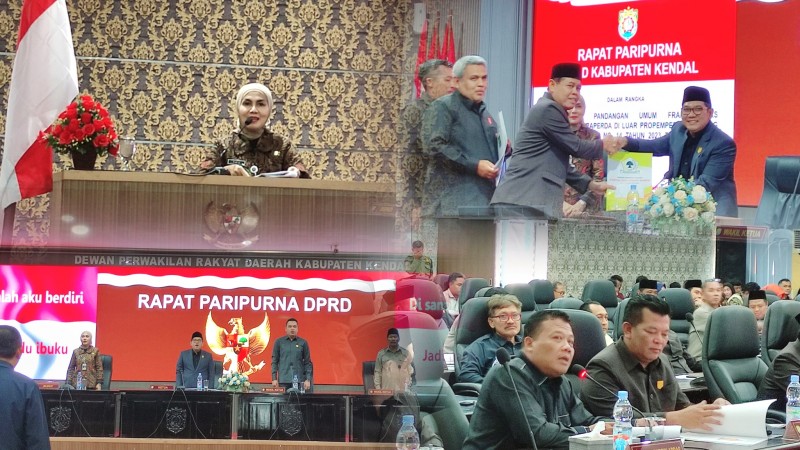 Bupati Kendal Tegaskan Keterbukaan Publik pada Raperda Pajak dan Retribusi