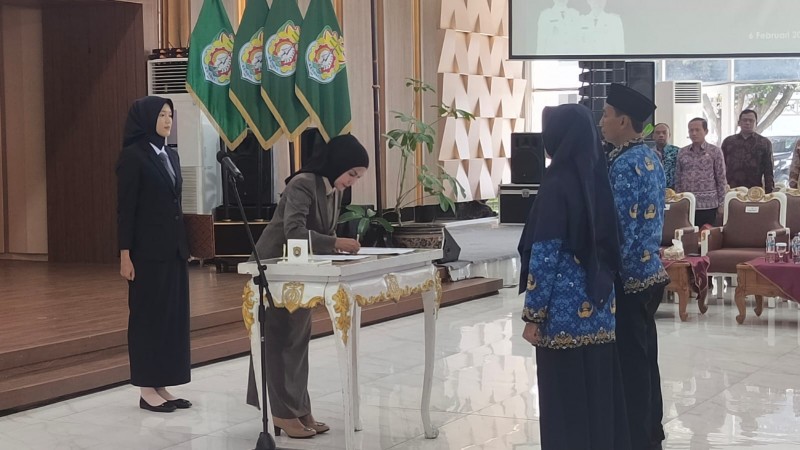 Pemkab Kendal Lantik Pejabat Bagian dari Penyesuaian SOTK Perangkat Daerah