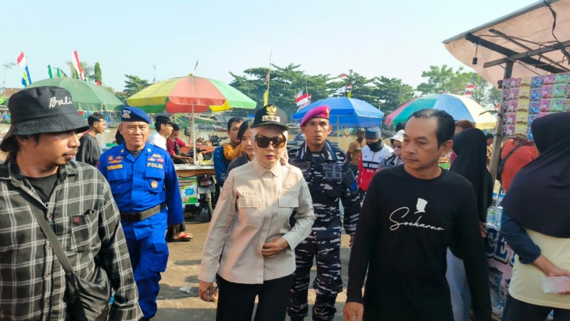 Larung Sesaji Pesta Laut Tawang 2026, Bupati Kendal Dorong Tradisi Pesisir
