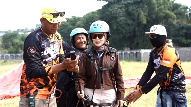 Bupati Kendal Cek Persiapan Paragliding Cross Country Championship