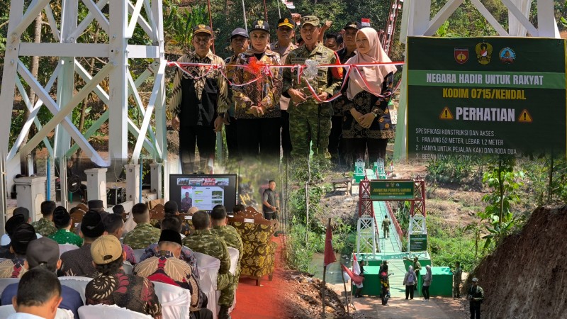 Dandim dan Bupati Kendal Resmikan Jembatan Gantung Perintis Garuda